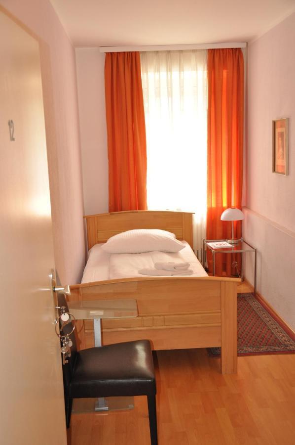 Hotel-Pension Asta Munich Luaran gambar